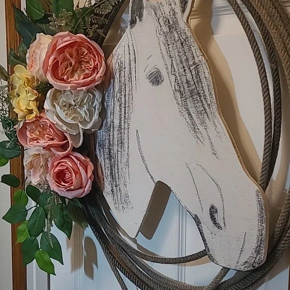 Lasso Wreath With Horse Head